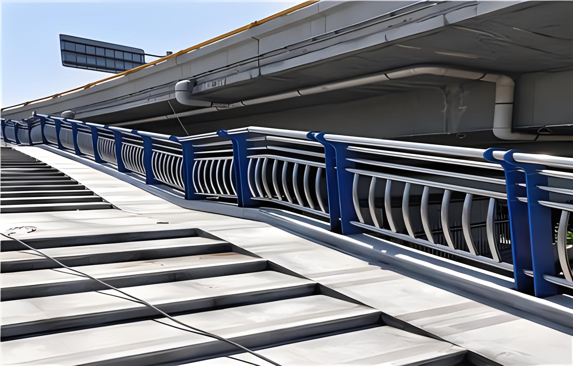 河西不锈钢桥梁护栏维护方案：确保安全，延长使用寿命